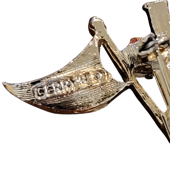 Vintage Golf Themed Brooch Set. One Signed Gerry - Picture 3 of 3